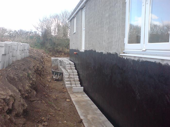 15 Retaining Wall & Cess Tank (43)